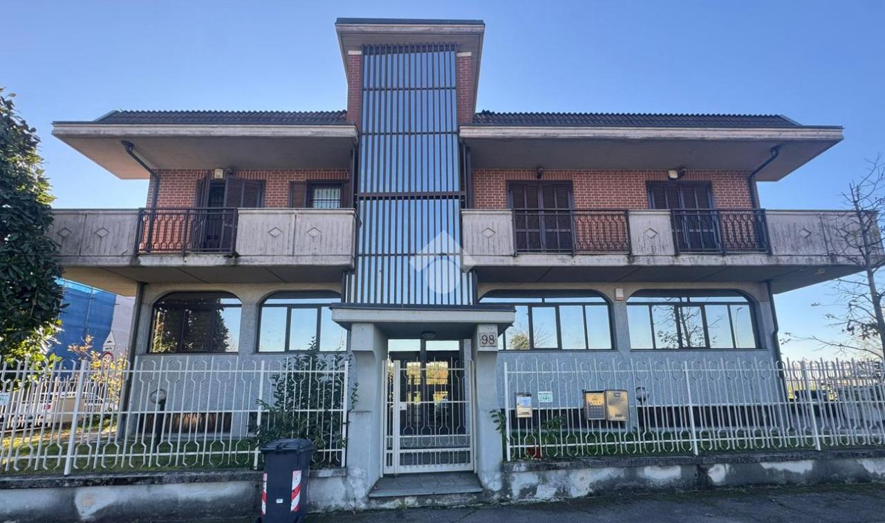 Ufficio in Strada della Pronda 98, Grugliasco, {3} - Foto 1