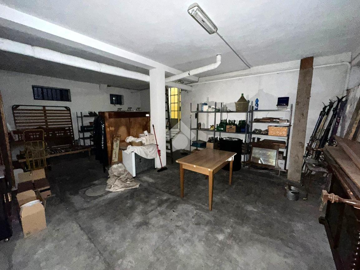 Magazzino in Via Undici Febbraio 25, Collegno, {3} - Foto 2