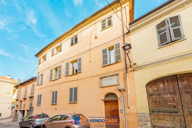 3-room flat in Via Giovanni Bona 14, Mondovì - Photo 1