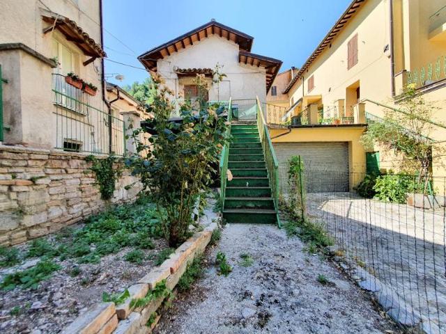 Einfamilienhaus in Vicolo Archetto, San Severino Marche - Foto 1