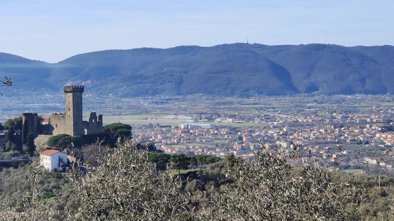 casa indipendente in vendita a Castelnuovo Magra