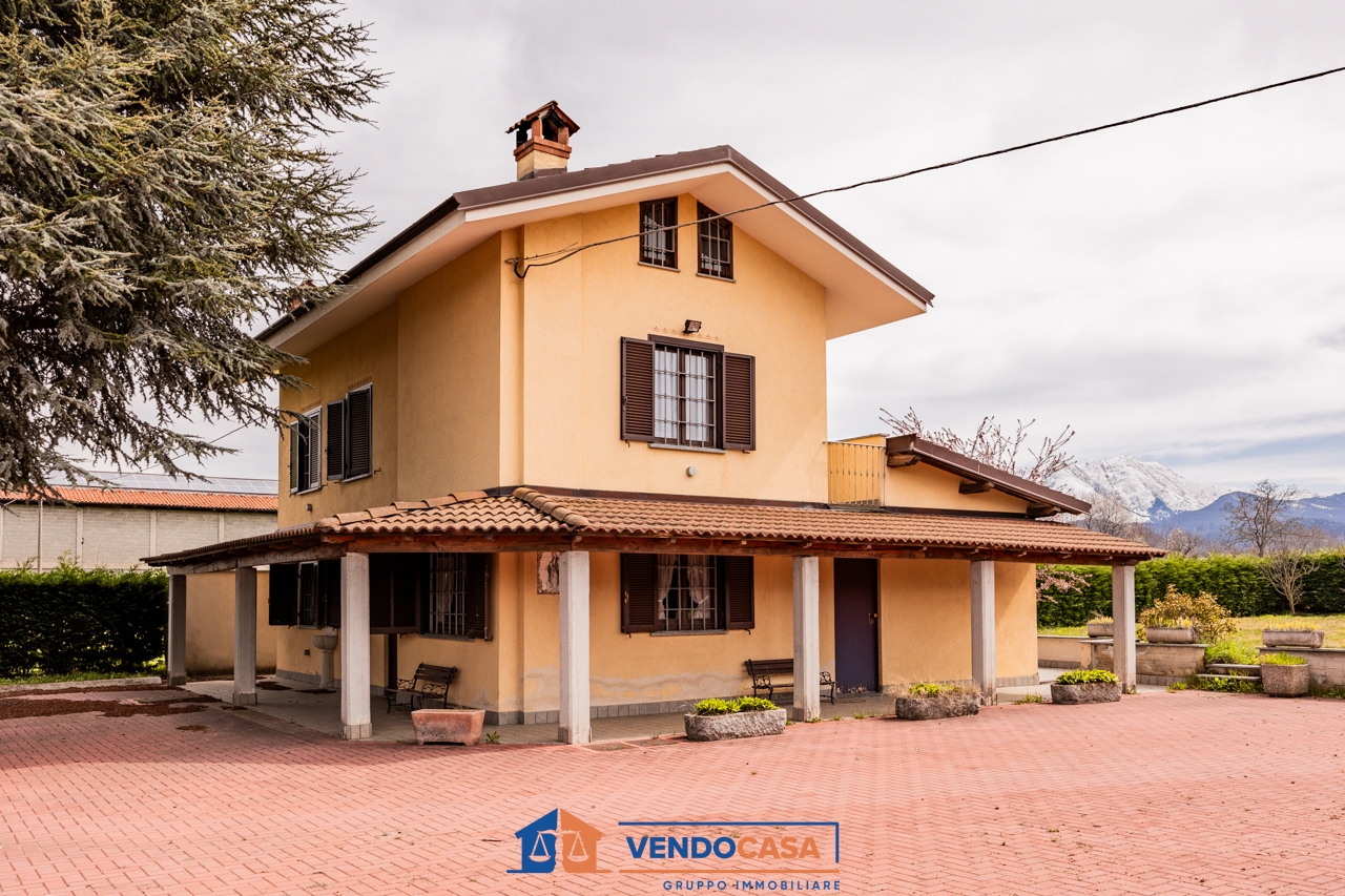 Casa indipendente in vendita a Vignolo