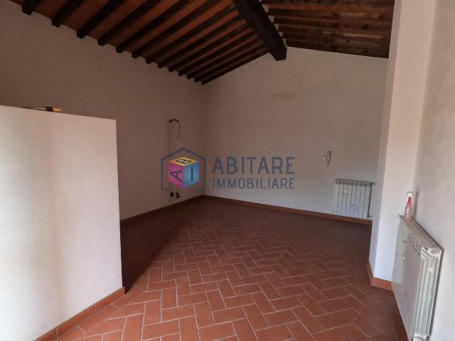 2-room flat, Collesalvetti - Photo 1