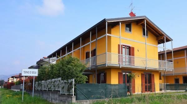 Villa a schiera in vendita a Terno D'Isola