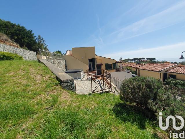 Villa in {3}, Via Agrifoglio Snc - Foto 1