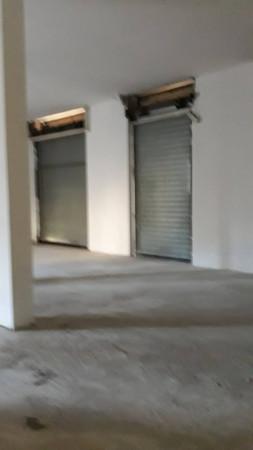 Negozio in Via delle Cateratte, Livorno, {3} - Foto 2