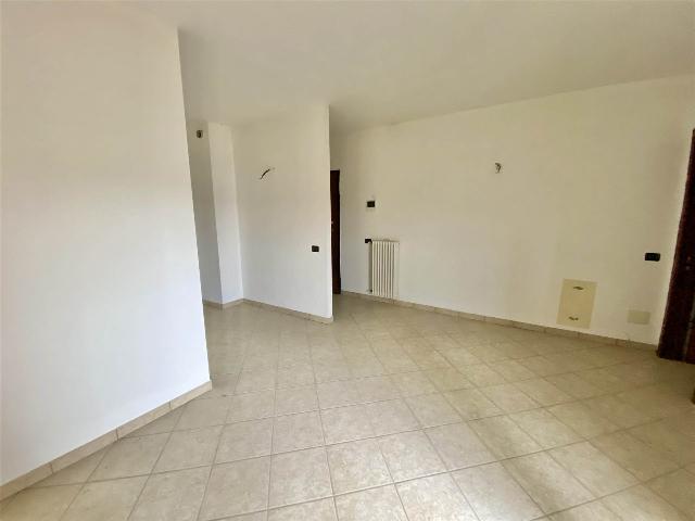 2-room flat, Suzzara - Photo 1