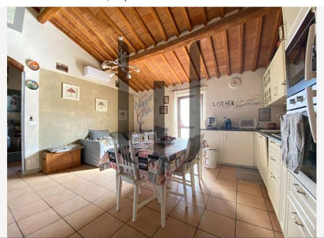 Vierzimmerwohnung in a Vittorio Veneto 51, Crespina Lorenzana - Foto 1