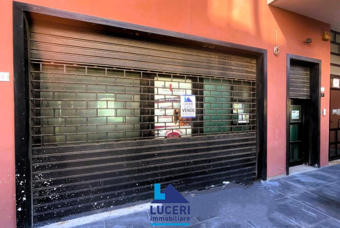 Locale commerciale in Via Vittorio Alfieri, Gallipoli, Le, Italia, Gallipoli, {3} - Foto 1