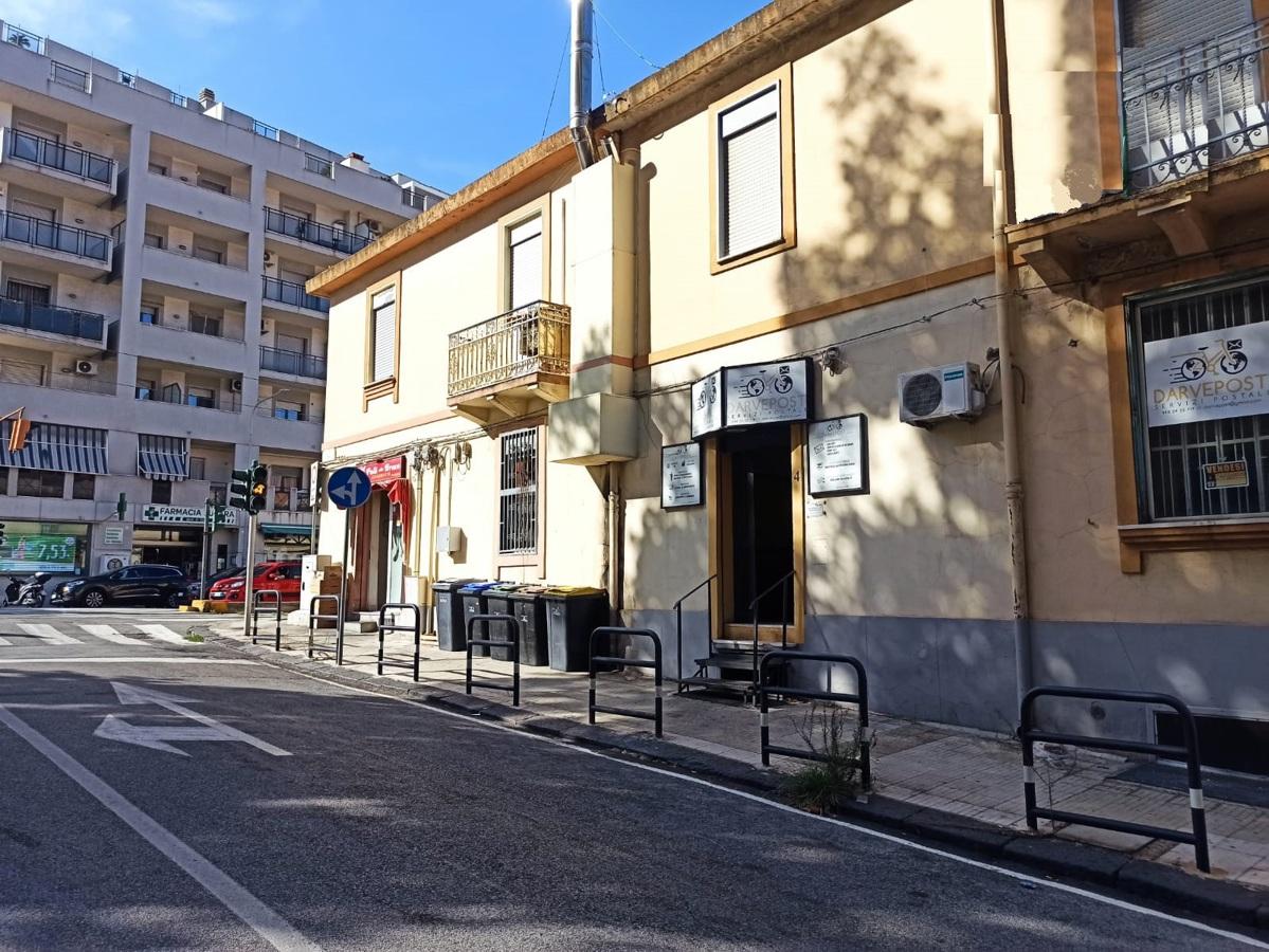 Negozio in Via Emilia 5, Messina - Foto 1