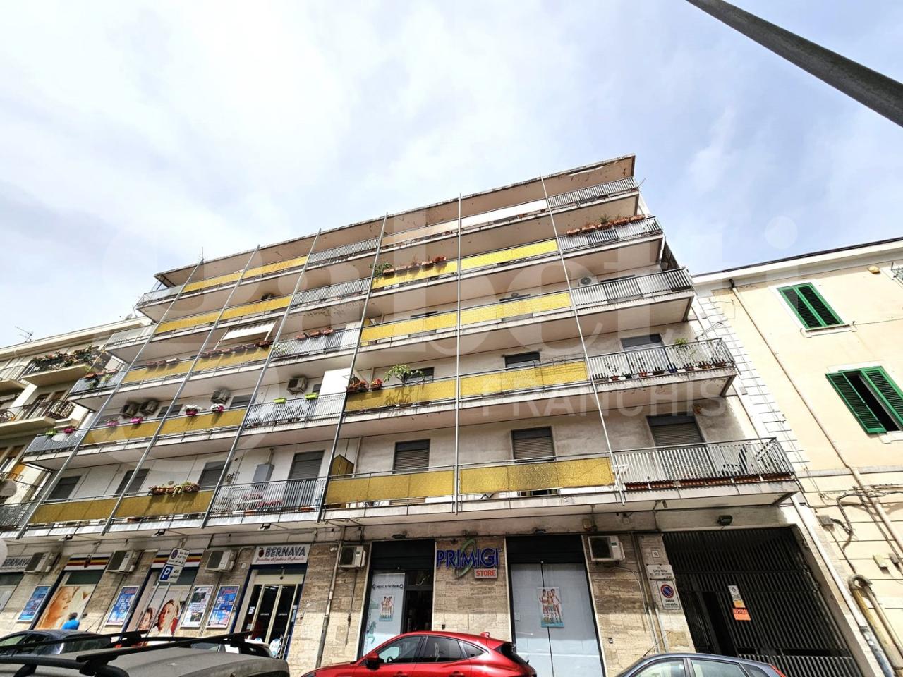 Magazzino in Via Santa Maria di Gesù Inferiore 13, Messina, {3} - Foto 1