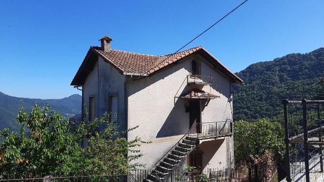 4-room flat in Via Montà, Uscio - Photo 1