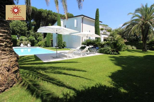 Villa in Via Andrea Doria, Forte dei Marmi - Foto 1