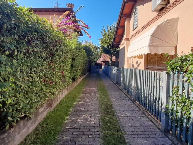 Villa in Via Duca degli Abruzzi, Forte dei Marmi - Foto 1