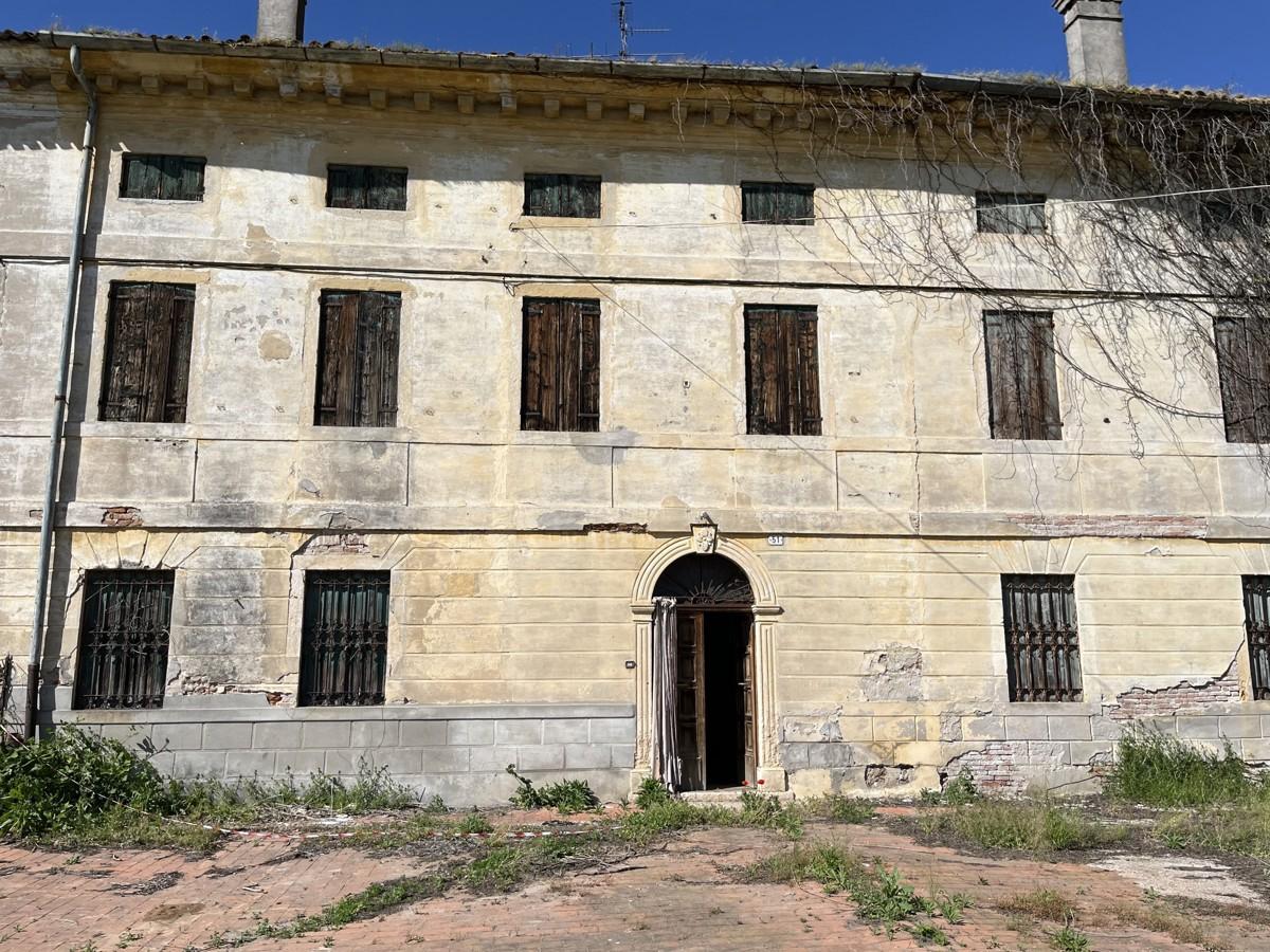 Casa indipendente in vendita a Isola Della Scala