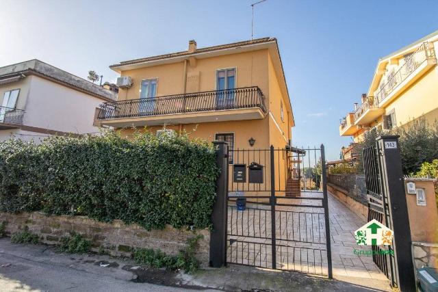 3-room flat in Via Piero Maroncelli, Marino - Photo 1