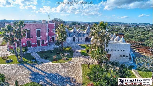 Country house or cottage, Martina Franca - Photo 1