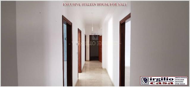 4-room flat in Via Giovanni XXIII 27, Ostuni - Photo 1