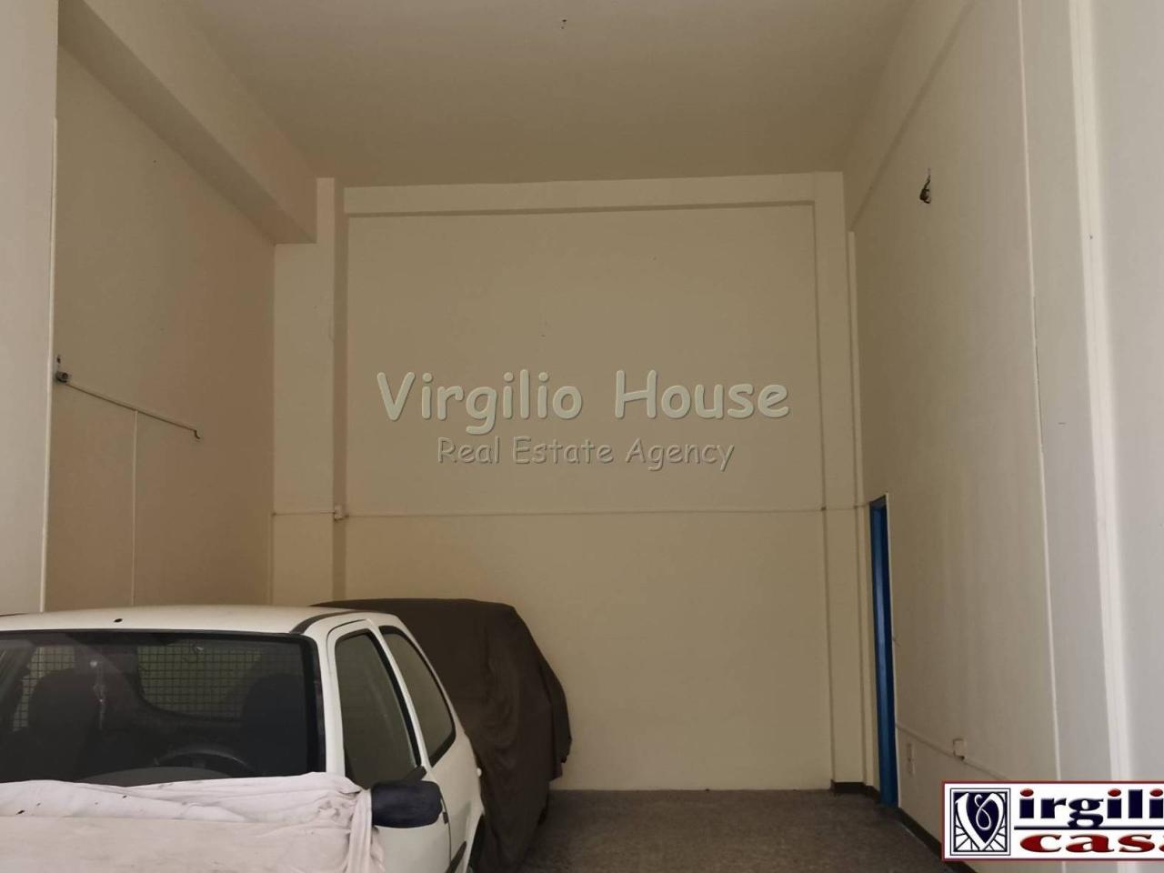 Negozio in Via Ancona, Ostuni, {3} - Foto 1