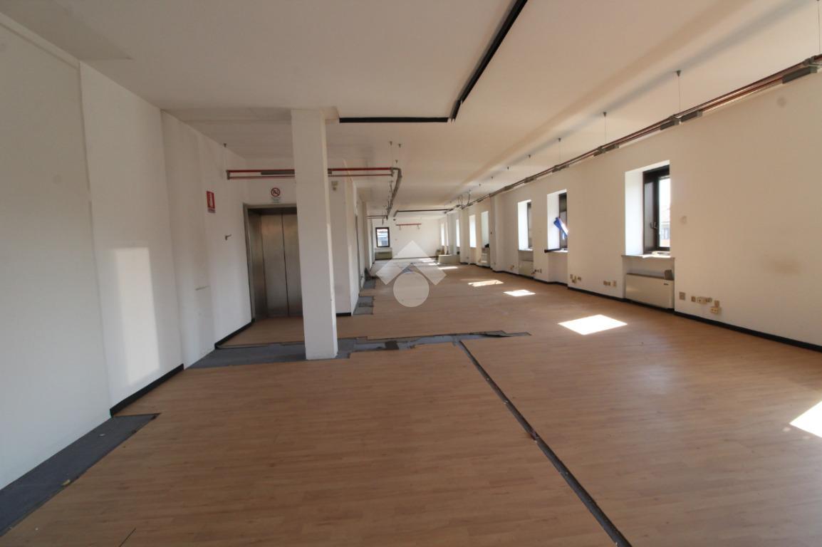 Ufficio in Via Cesare Battisti 37, Melegnano, {3} - Foto 2