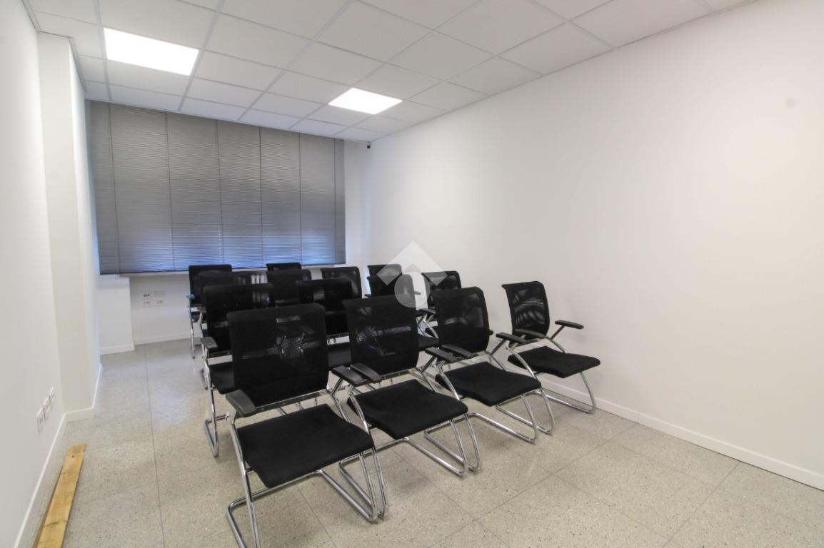 Ufficio in Via N. Brixio 7, Melegnano, {3} - Foto 2