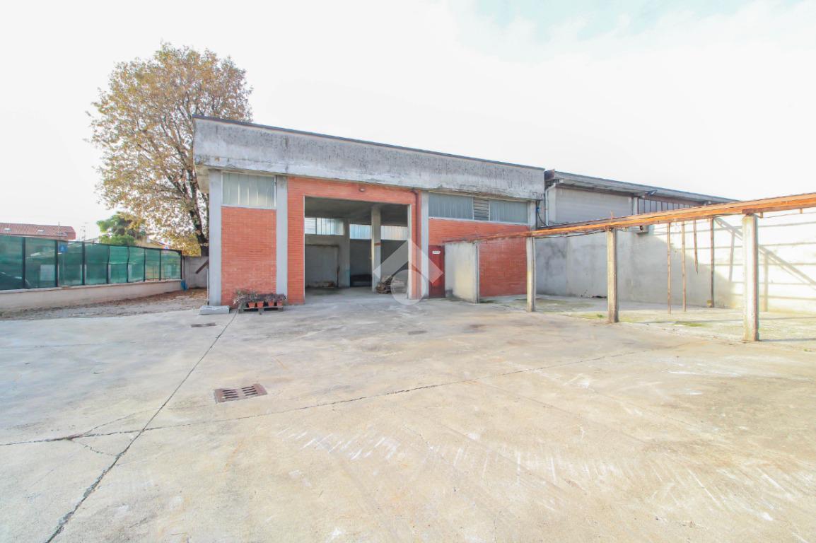 Magazzino in Via Colombera, Colturano, {3} - Foto 1