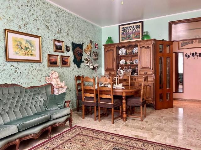 Vierzimmerwohnung in Via del Giglio 7, Vasto - Foto 1