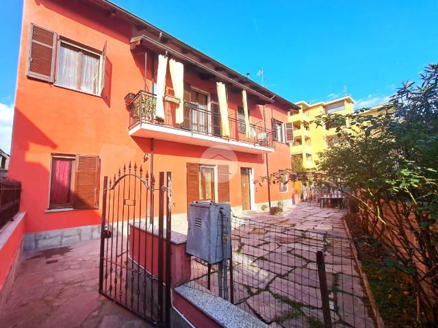 Villa in Via Filippo Corridoni 46, Voghera - Foto 1