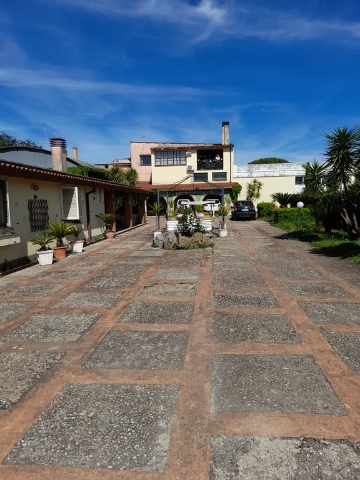 Casa indipendente in Via Appia Sud, Velletri - Foto 1