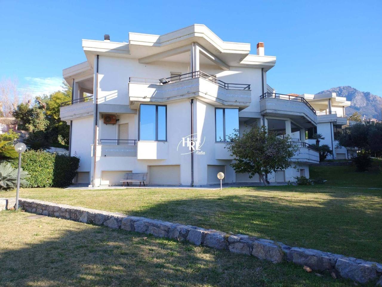 Villa in vendita a Belvedere Marittimo