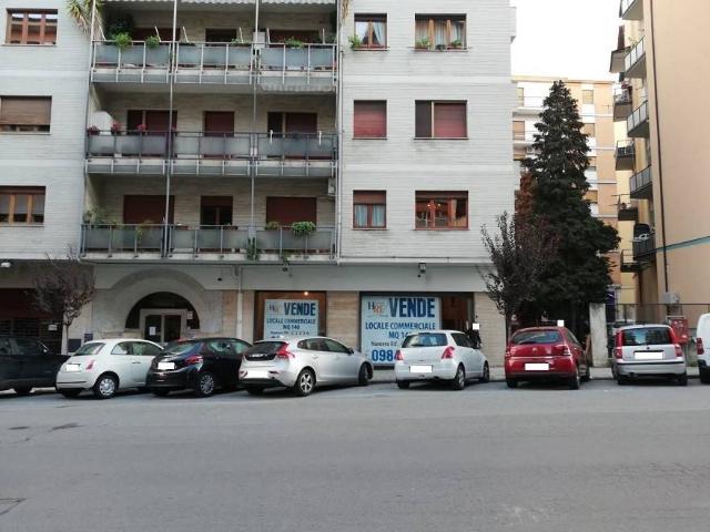 Geschäft in Via Nicola Serra 76, Cosenza - Foto 1