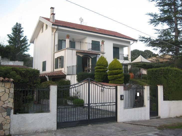Villa in vendita a Rende