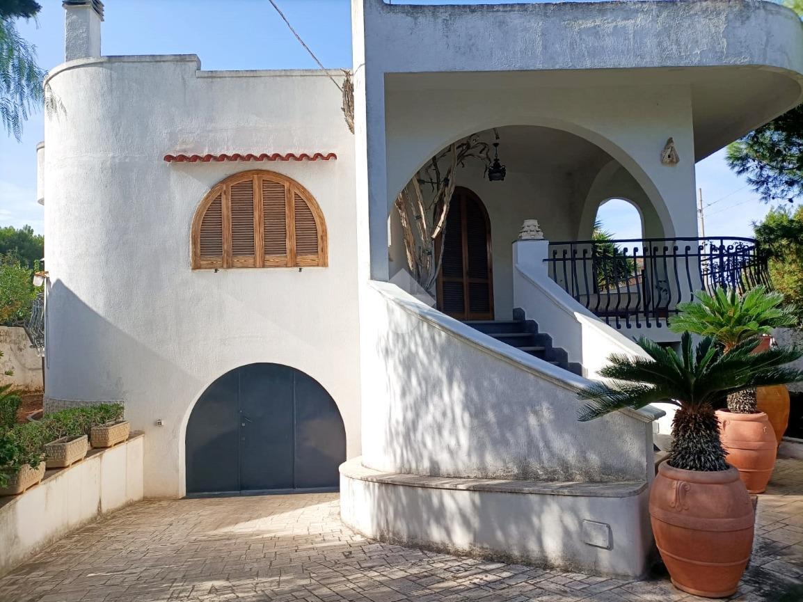 Villa in vendita a Mola Di Bari
