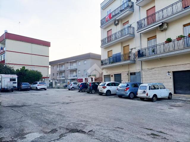 Warenlager in Via Ariosto 155, Mola di Bari - Foto 1