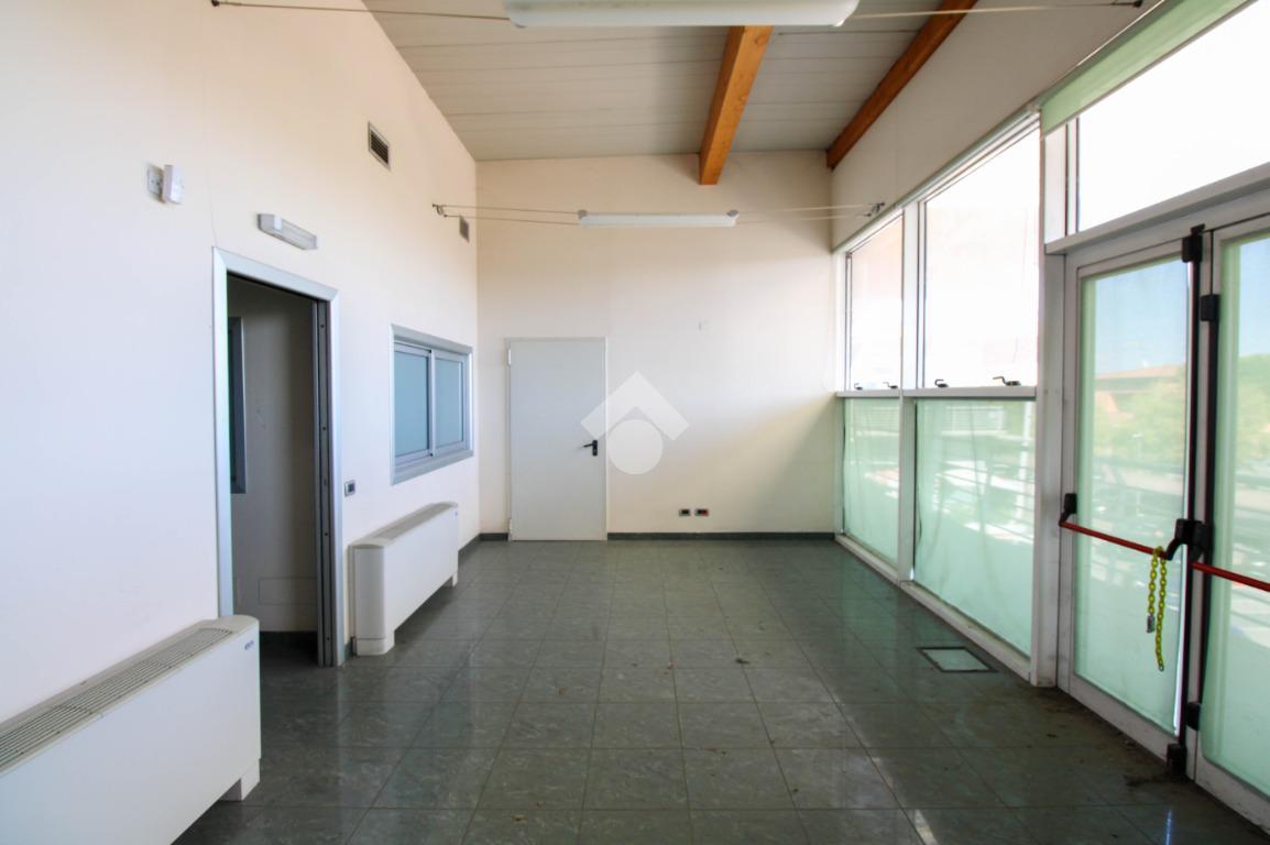 Ufficio in Via XXV Aprile, Bonate Sotto - Foto 1