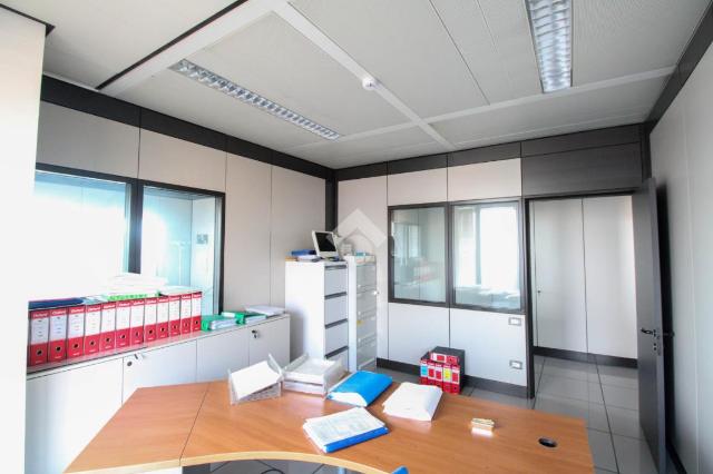 Office in Via San Giorgio, Bergamo - Photo 1