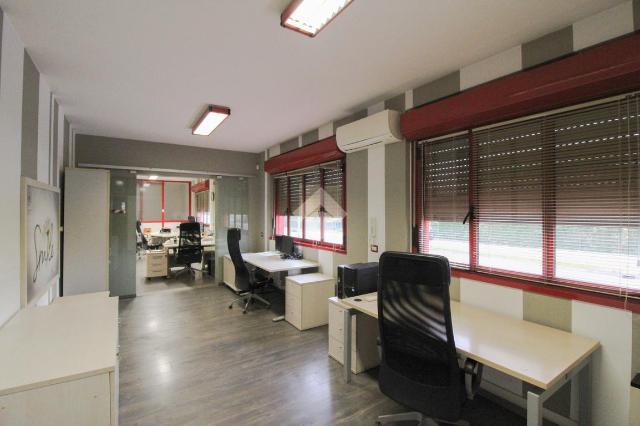 Büro in Via XXV Aprile, Almenno San Bartolomeo - Foto 1