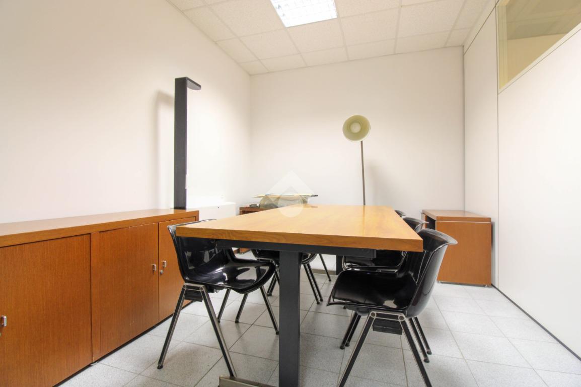 Ufficio in Via Lesina, Brembate Di Sopra, {3} - Foto 2