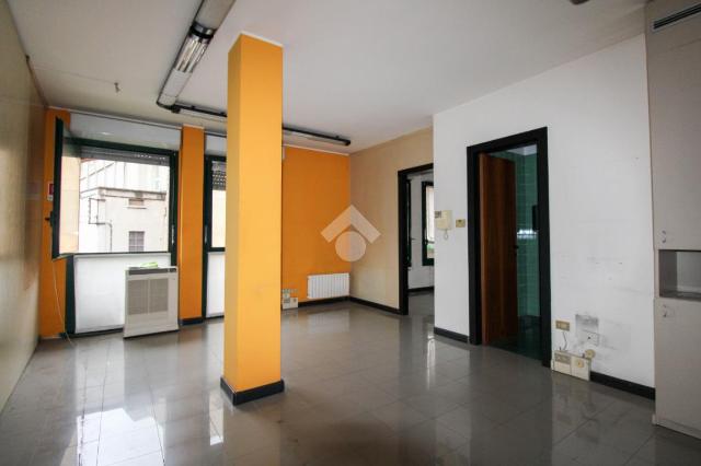 Büro in Via degli Albani, Bergamo - Foto 1