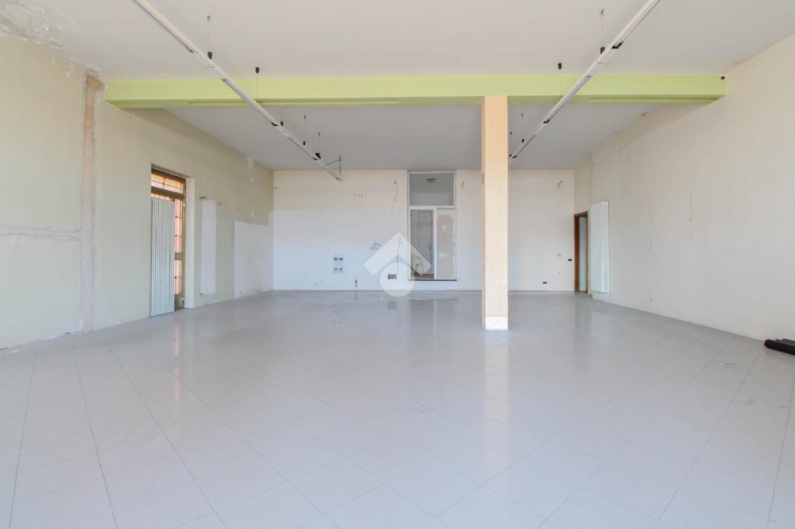 Negozio in Via Roma, Solza, {3} - Foto 1