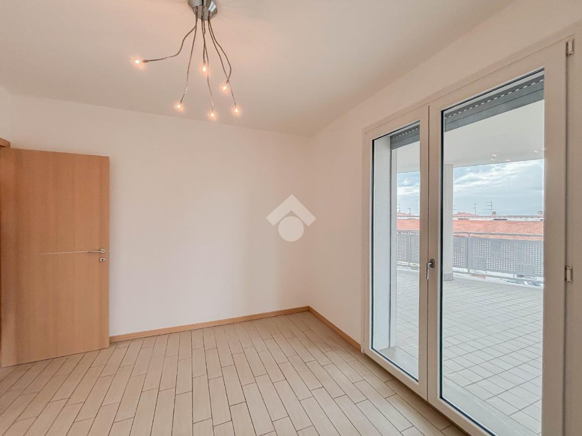 Ufficio in Via Roma, Villa D'Alme', {3} - Foto 2