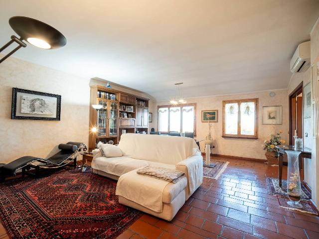 4-room flat in {3}, - Photo 1