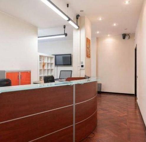 Shared office in {3}, Viale Umberto I - Photo 1