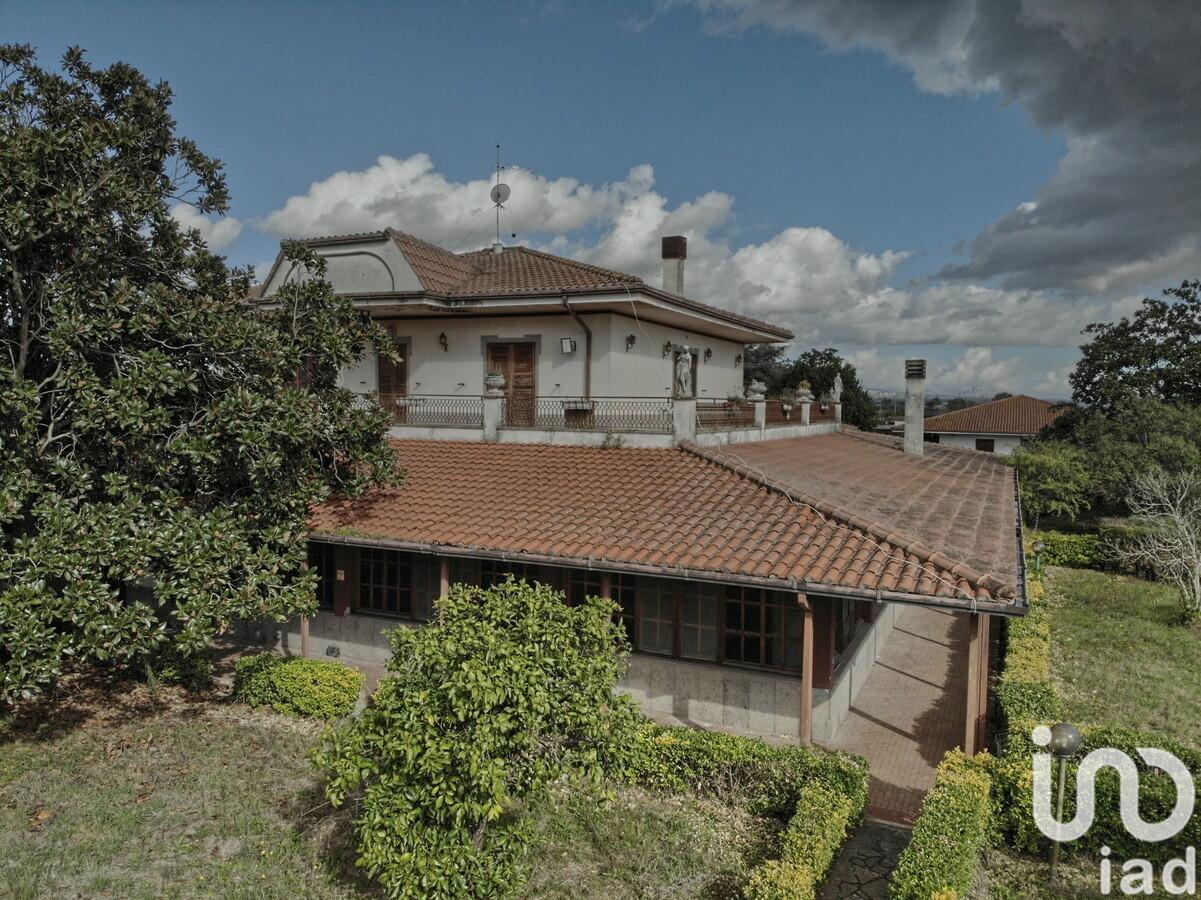 Villa in vendita a Aprilia