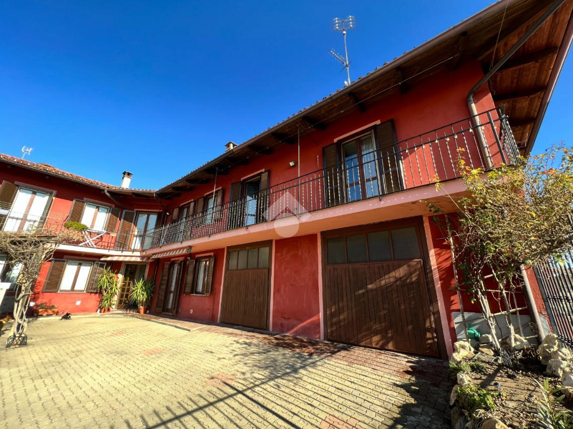 Casa indipendente in vendita a Pino D'Asti