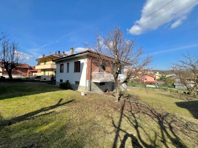 Detached house in {3}, Viale Europa 32 - Photo 1