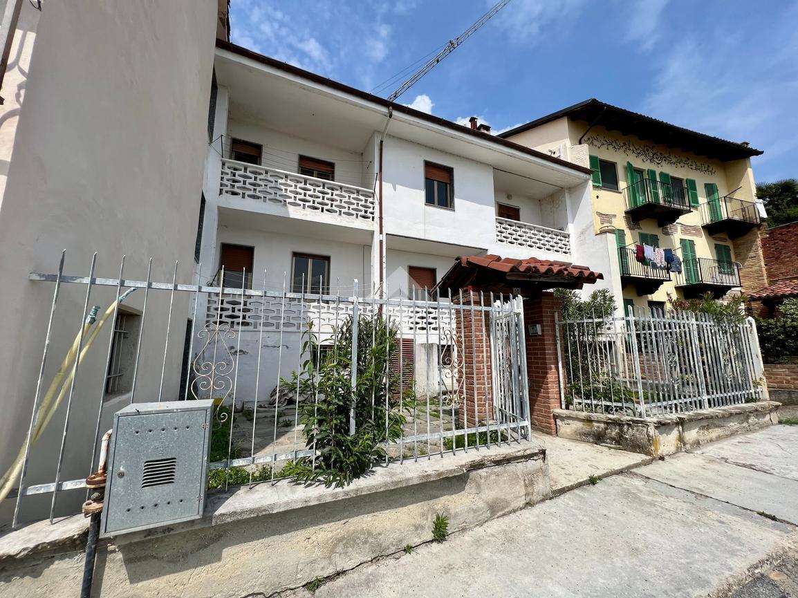 Villa in vendita a Montechiaro D'Asti