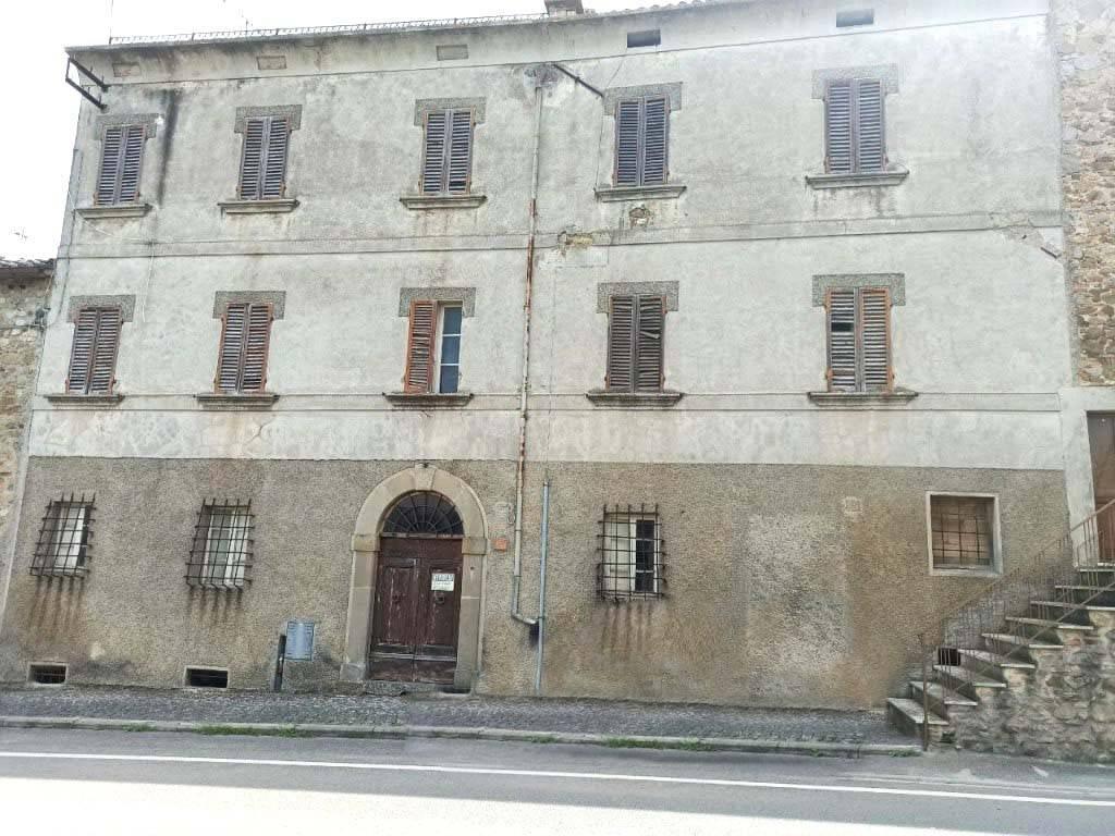 Palazzina commerciale in vendita a Ficulle