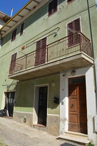 Detached house in Via della Repubblica, Castiglione del Lago - Photo 1