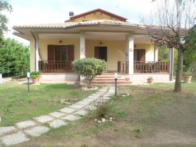 Mansion in Strada Statale del Trasimeno Inferiore, Castiglione del Lago - Photo 1